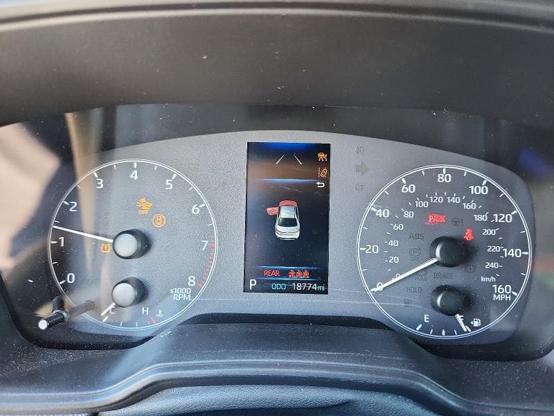 2024 TOYOTA COROLLA SE 9
