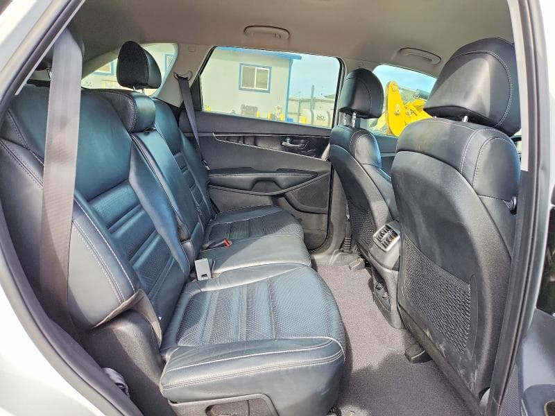 2017 KIA SORENTO LX LX 11