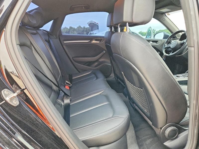 2017 AUDI A3 PREMIUM 10