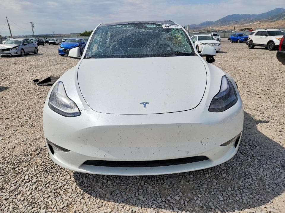 2022 TESLA MODEL Y 5