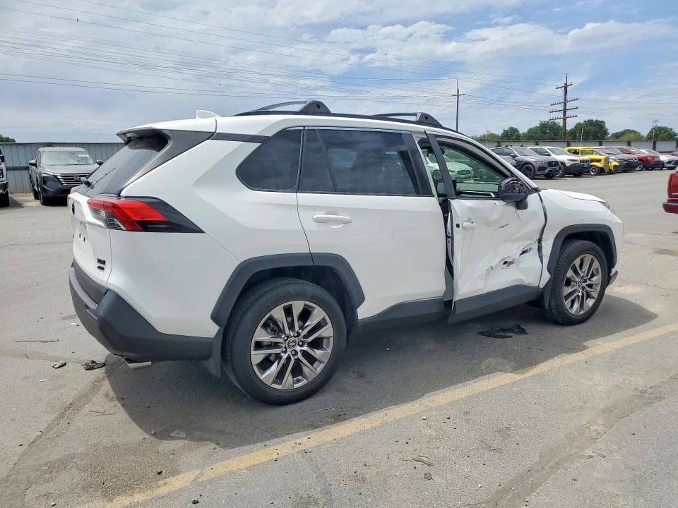 2019 TOYOTA RAV4 XLE PREMIUM 3