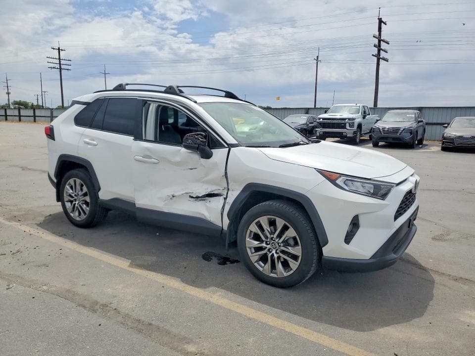 2019 TOYOTA RAV4 XLE PREMIUM 4
