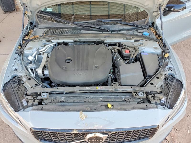 2024 VOLVO S60 CORE 11