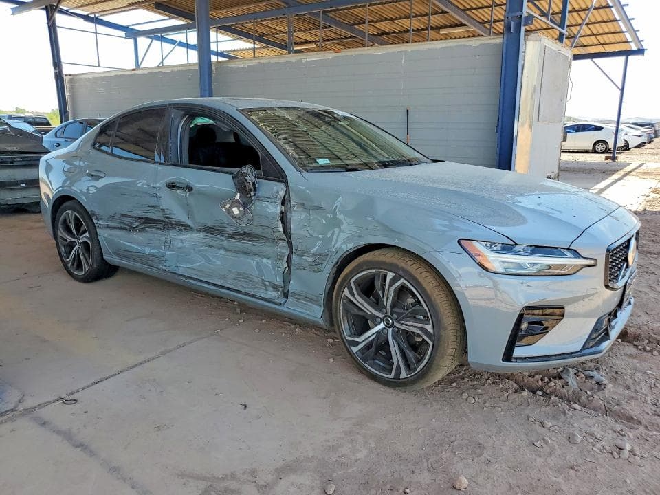 2024 VOLVO S60 CORE 4