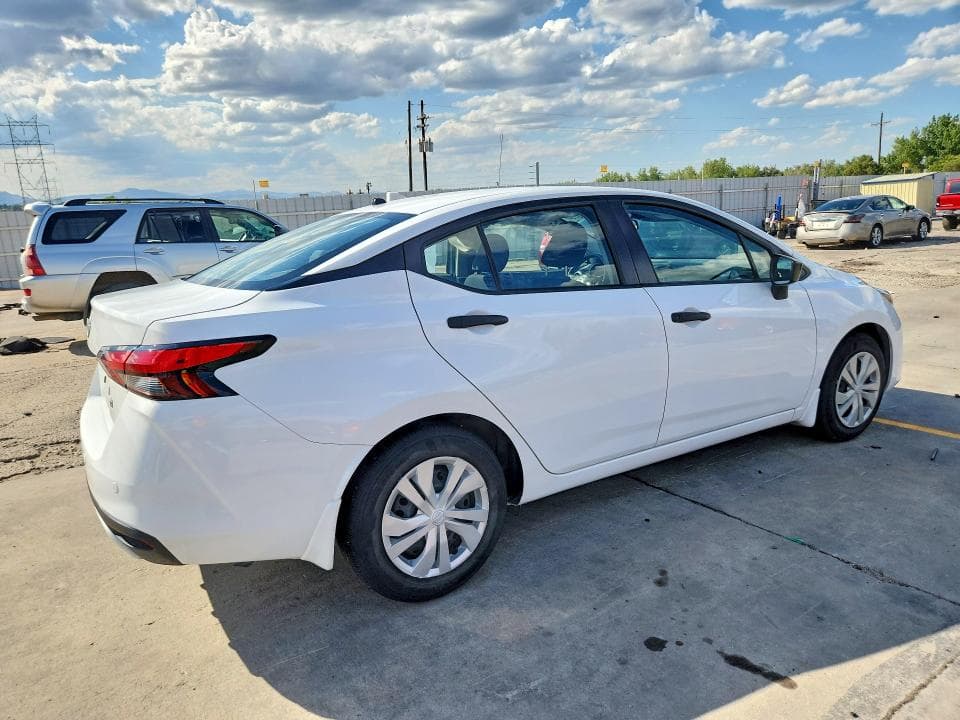 2024 NISSAN VERSA S 3