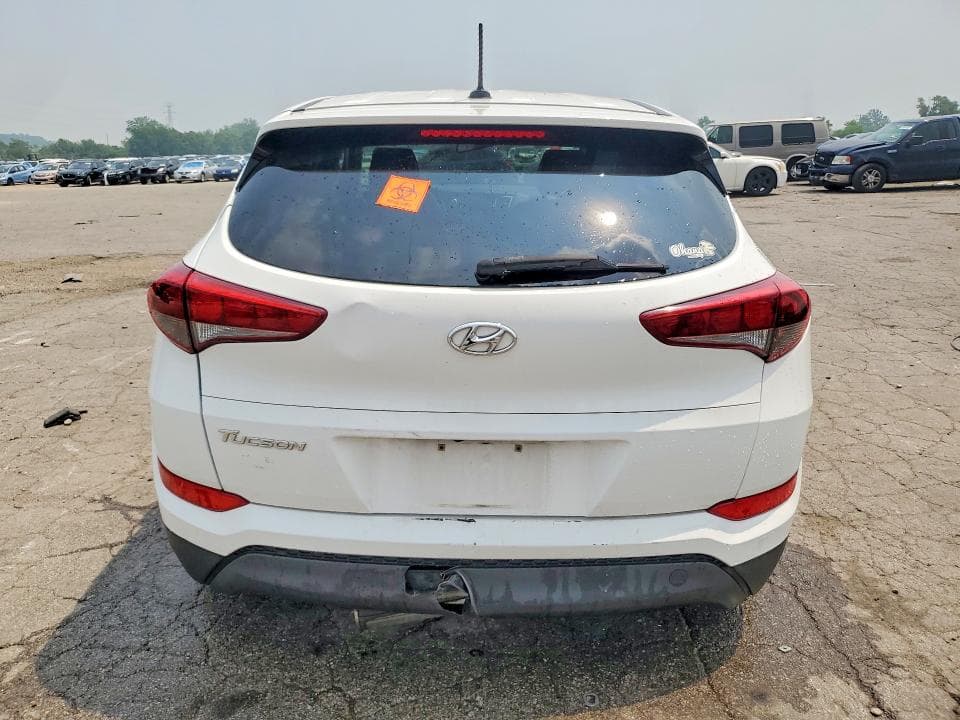 2017 HYUNDAI TUCSON SE 6