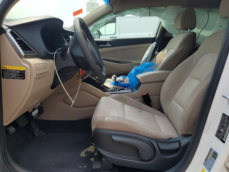 2017 HYUNDAI TUCSON SE 7