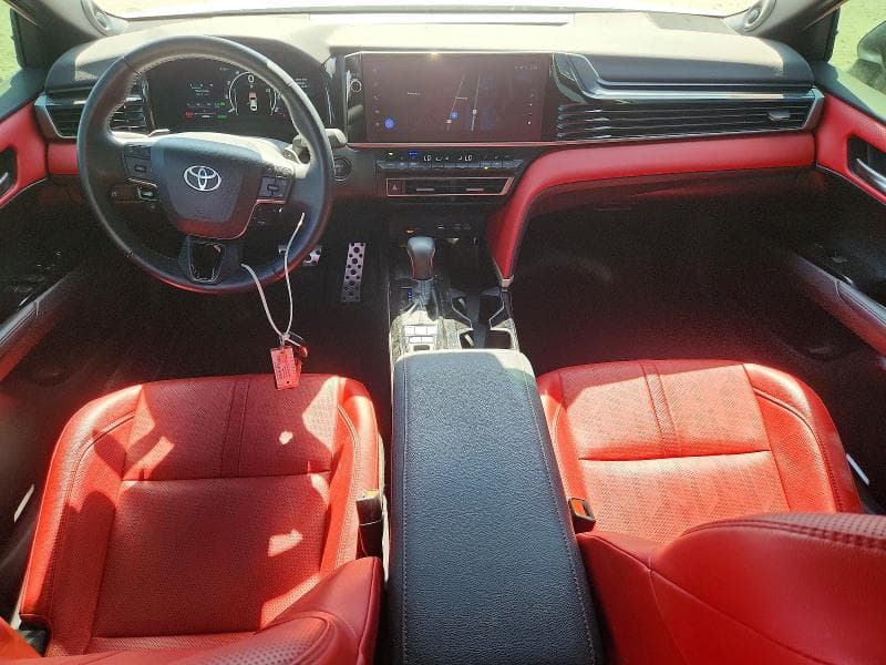 2025 TOYOTA CAMRY XSE 8