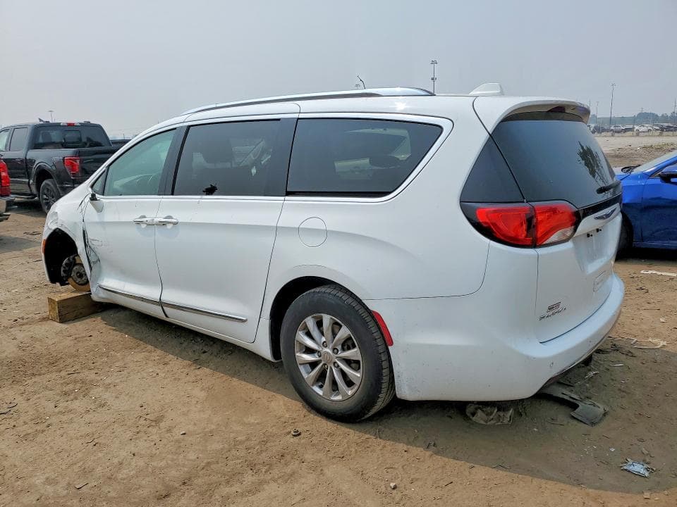 2018 CHRYSLER PACIFICA TOURING L 2