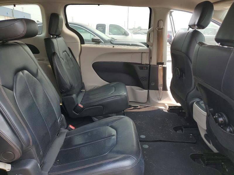 2018 CHRYSLER PACIFICA TOURING L 11