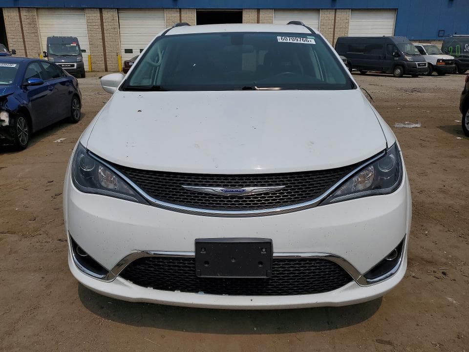 2018 CHRYSLER PACIFICA TOURING L 5