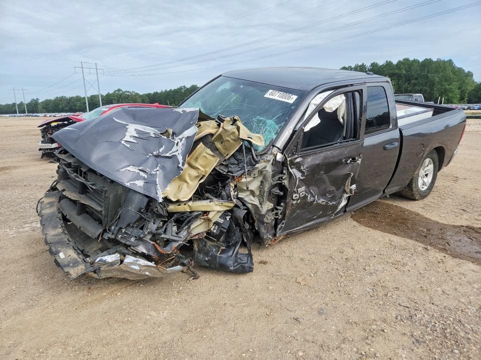 2019 RAM 1500 CLASSIC TRADESMAN TRADESMAN - 1