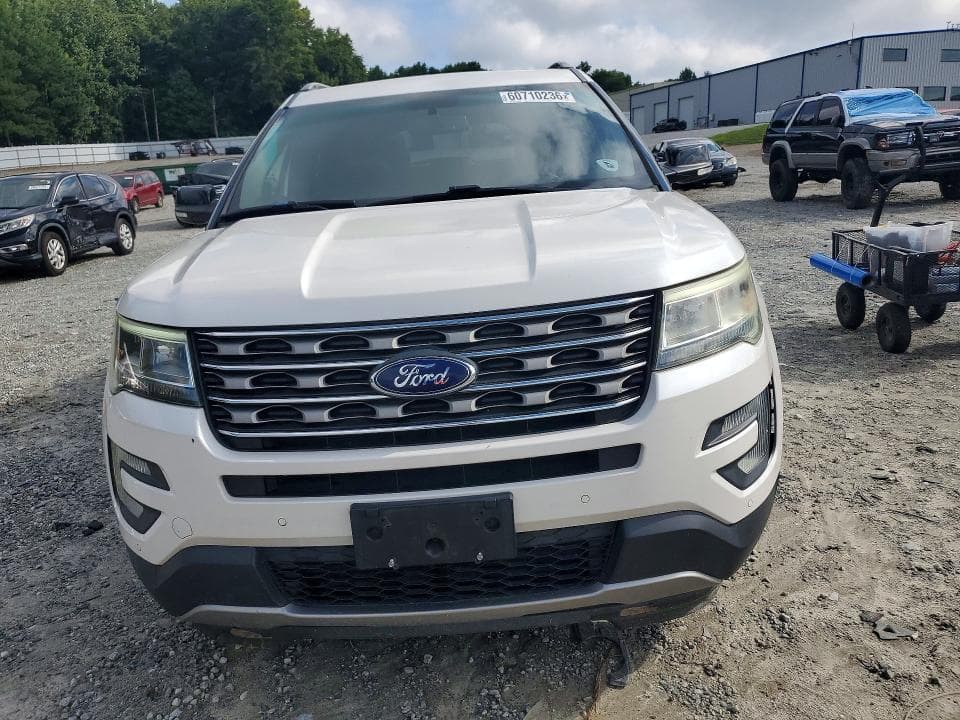 2017 FORD EXPLORER XLT 5