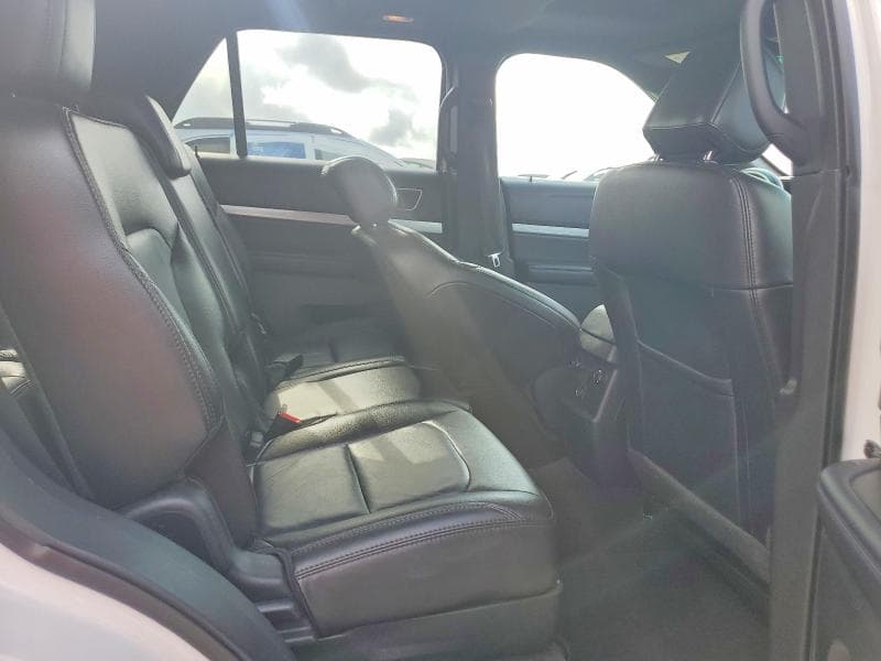 2017 FORD EXPLORER XLT 10