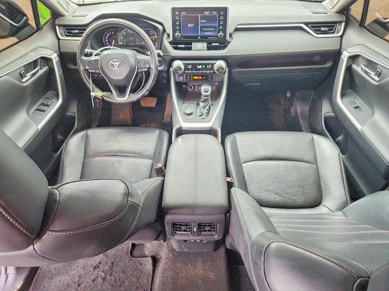 2019 TOYOTA RAV4 LIMITED 8