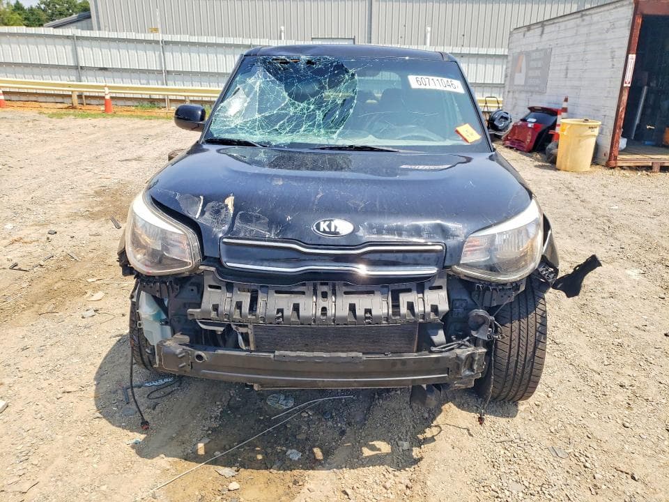 2019 KIA SOUL + 5