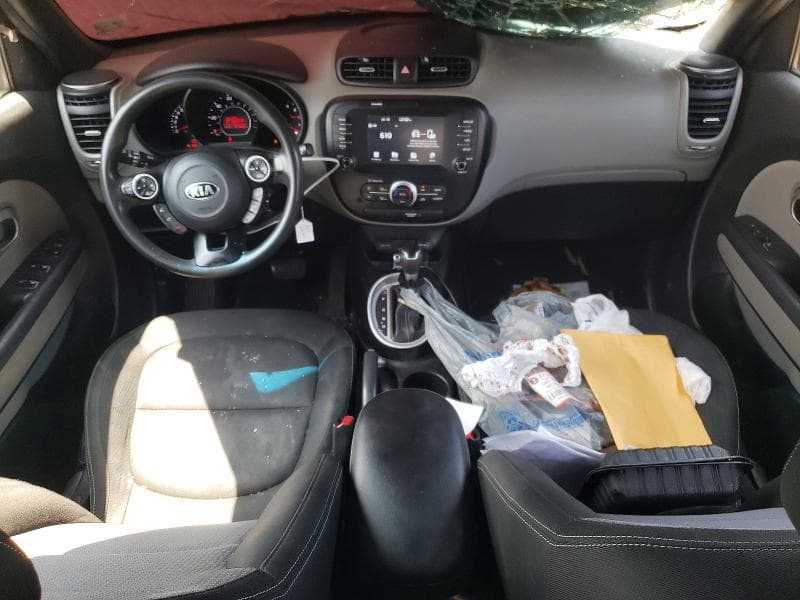 2019 KIA SOUL + 8
