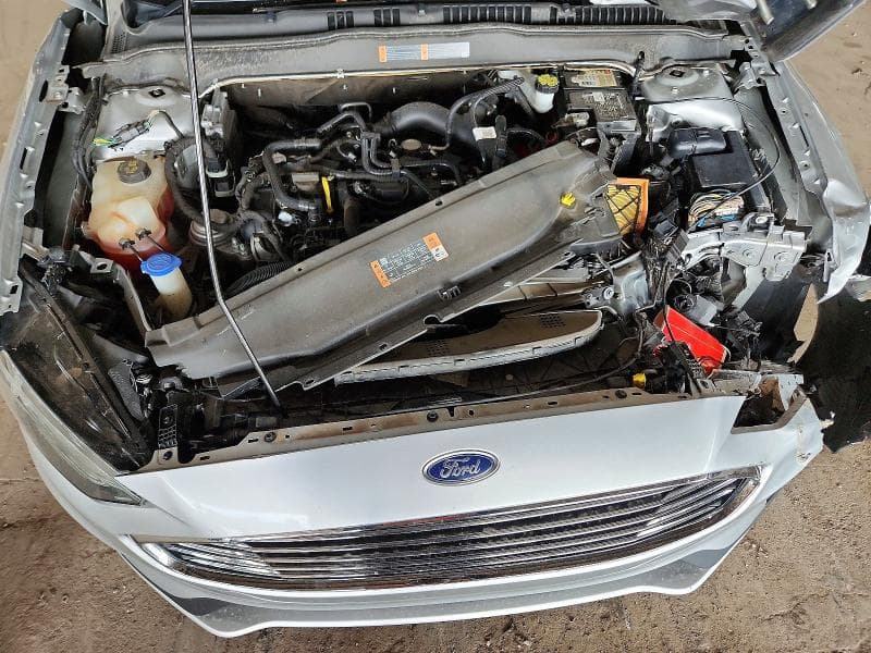 2019 FORD FUSION SE 11