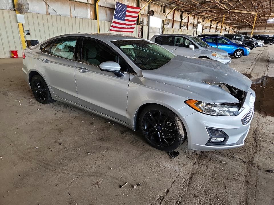2019 FORD FUSION SE 4