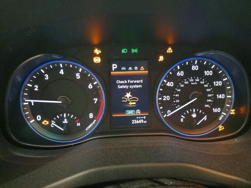 2023 HYUNDAI KONA SE 9