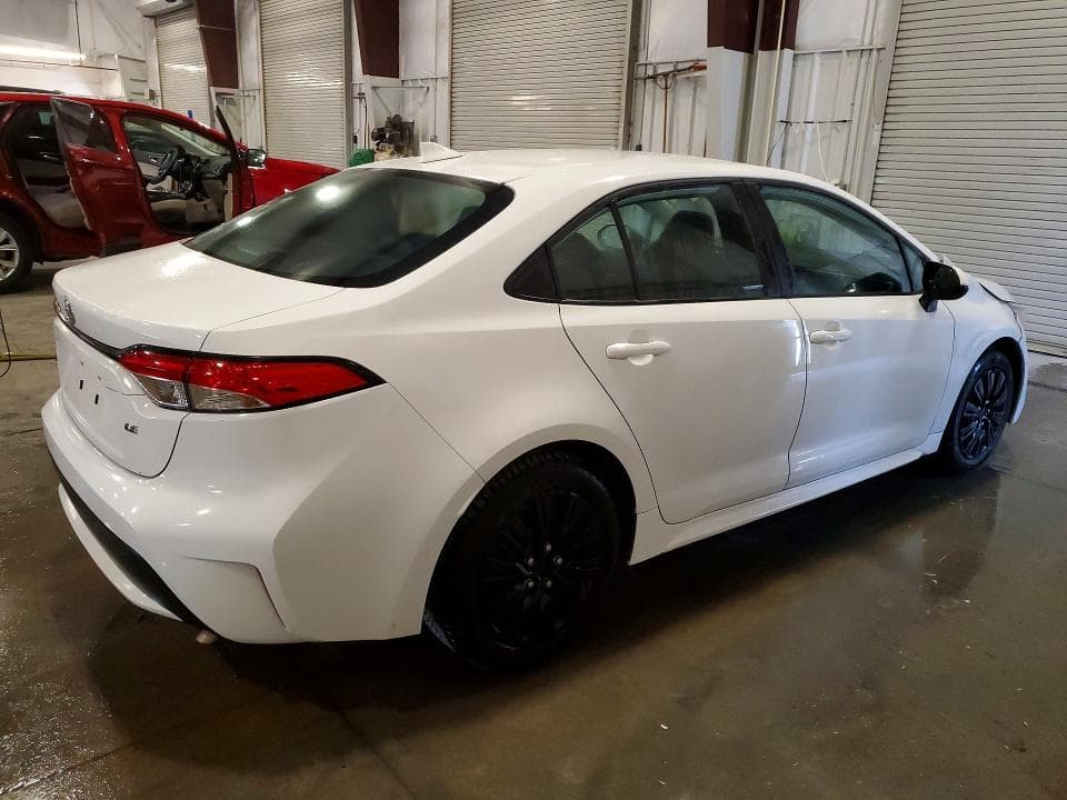 2021 TOYOTA COROLLA LE 3