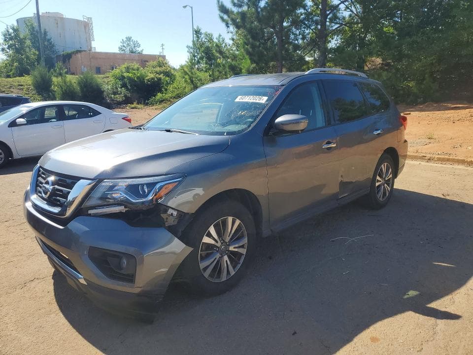 2017 NISSAN PATHFINDER SL