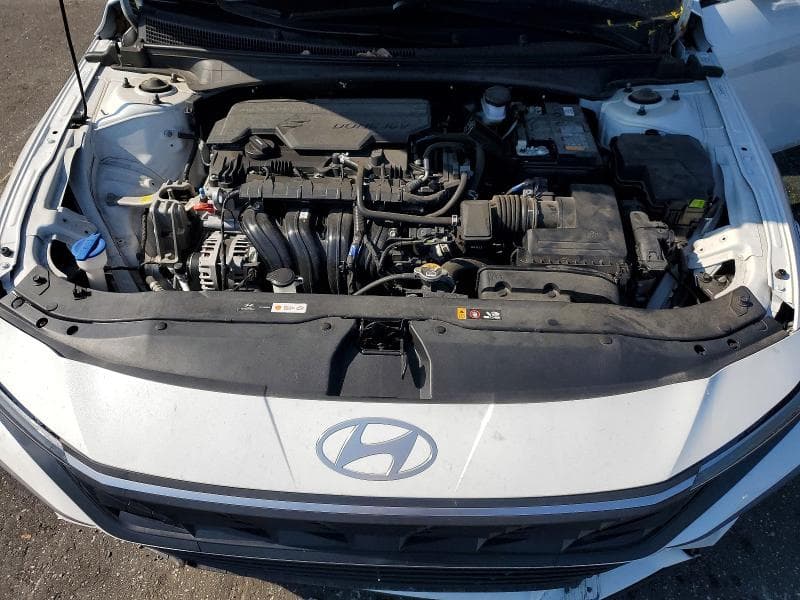 2024 HYUNDAI ELANTRA SEL SEL 11