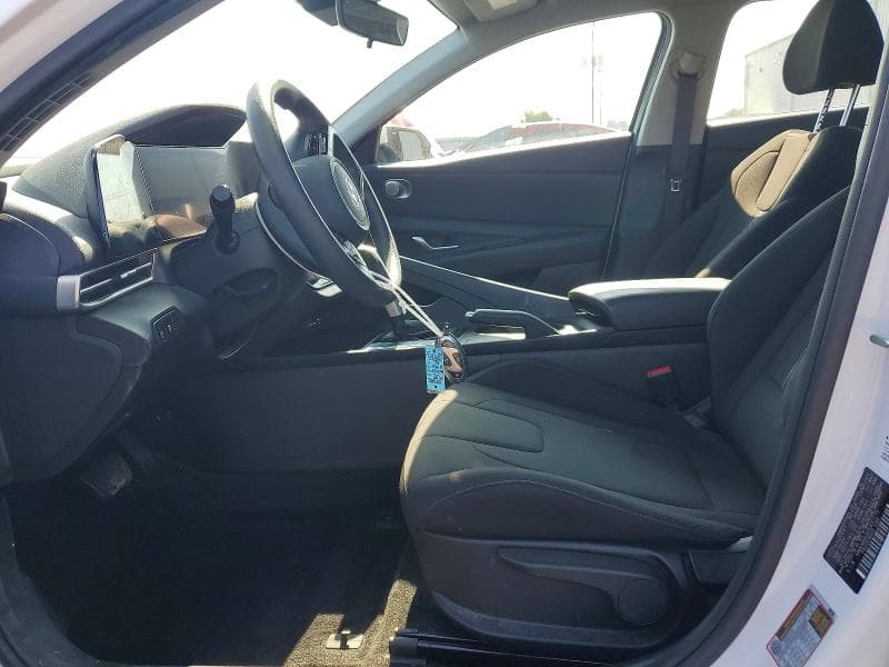 2024 HYUNDAI ELANTRA SEL SEL 7