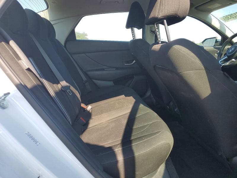 2024 HYUNDAI ELANTRA SEL SEL 10