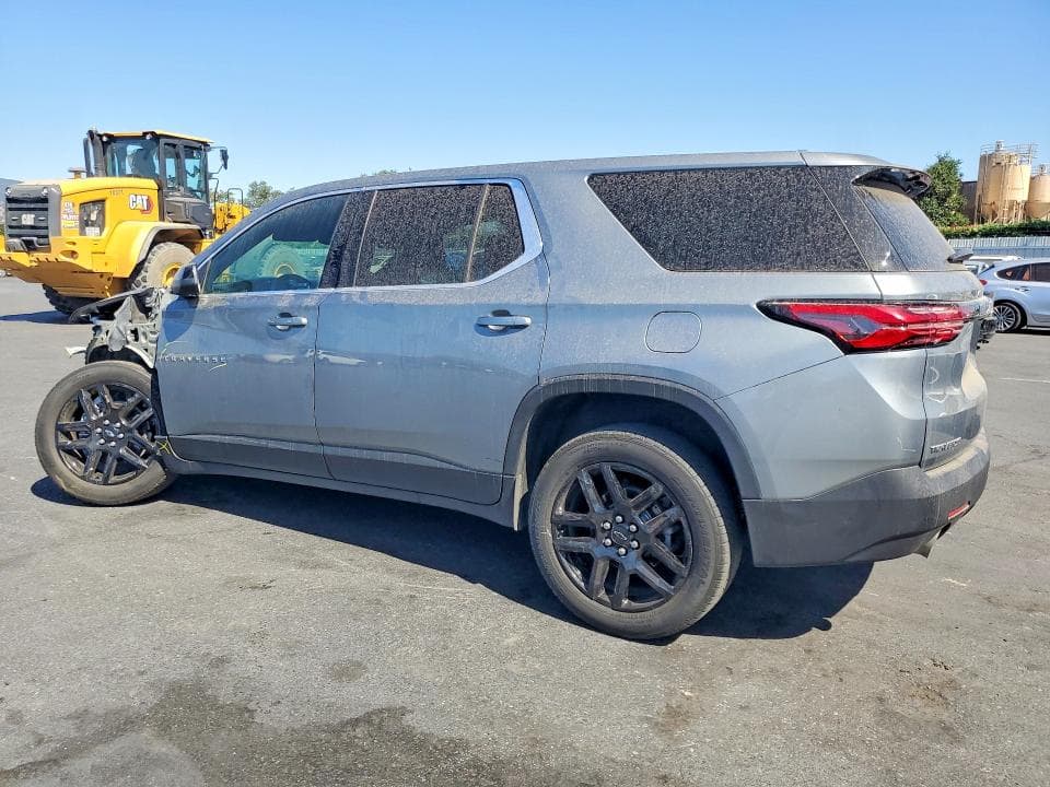 2023 CHEVROLET TRAVERSE LS 2