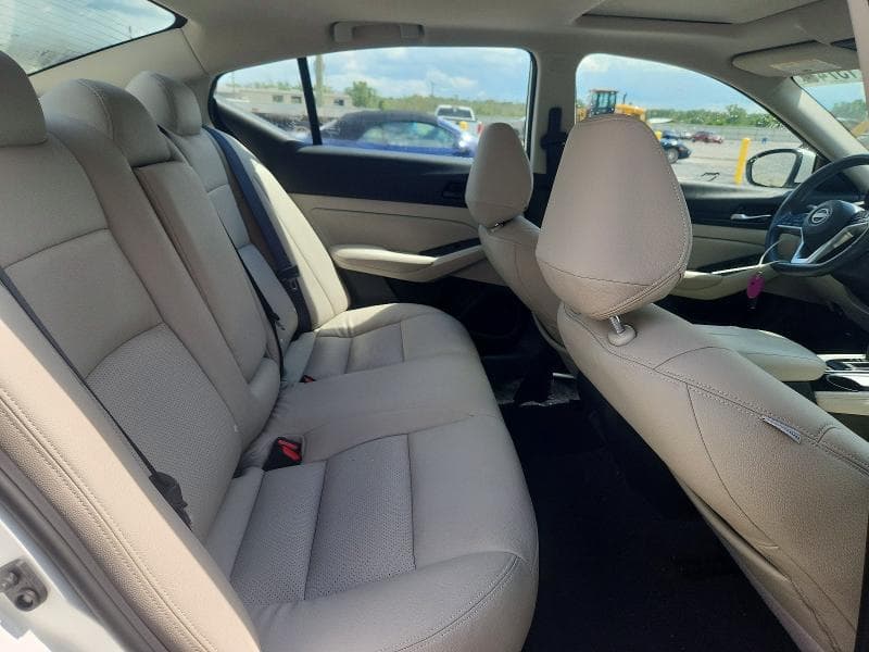 2024 NISSAN ALTIMA SV 10