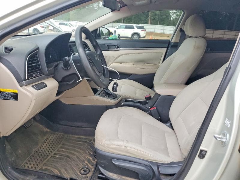 2017 HYUNDAI ELANTRA SE SE 7