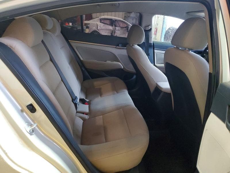 2017 HYUNDAI ELANTRA SE SE 10