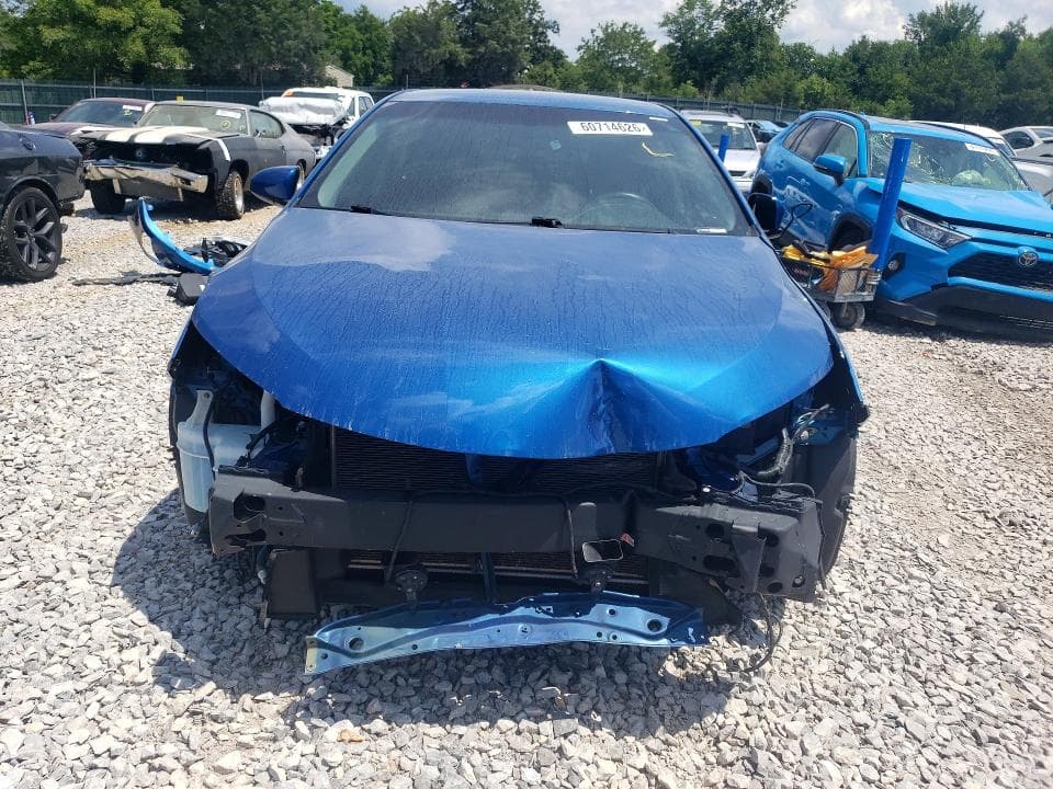 2017 TOYOTA CAMRY SE 5