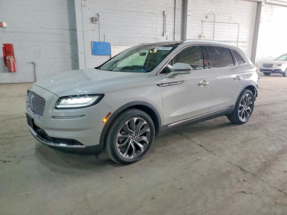 2022 LINCOLN NAUTILUS RESERVE - 1