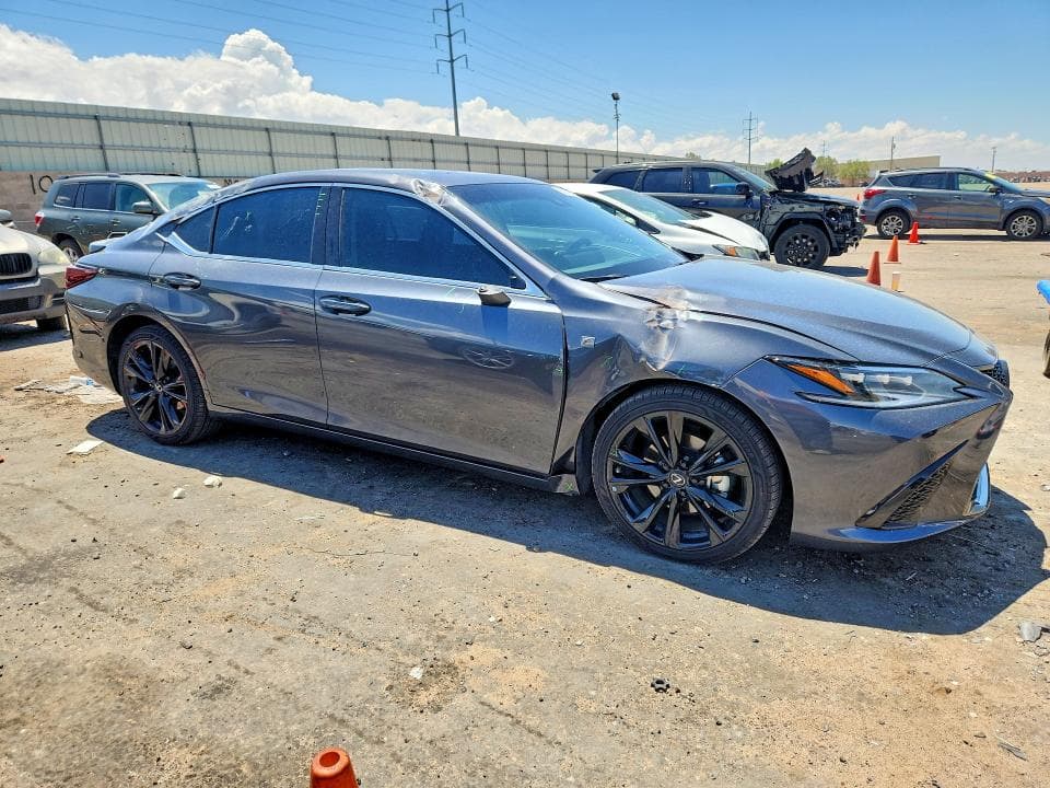 2024 LEXUS ES 300H F SPORT DESIGN 4
