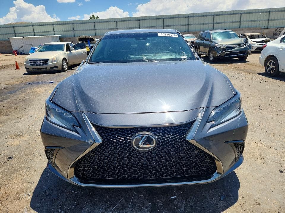 2024 LEXUS ES 300H F SPORT DESIGN 5
