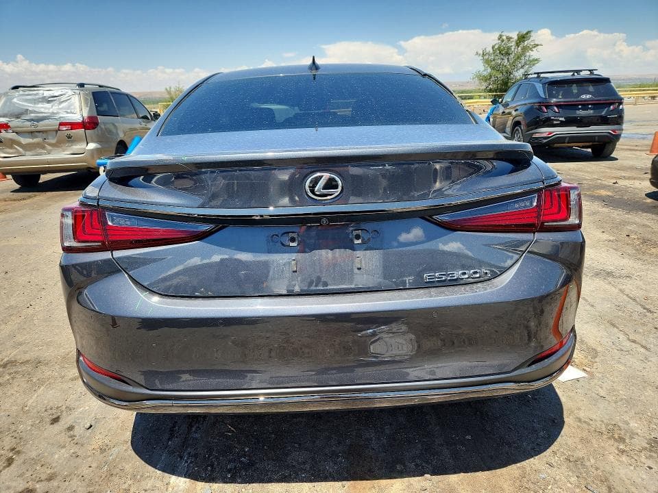 2024 LEXUS ES 300H F SPORT DESIGN 6