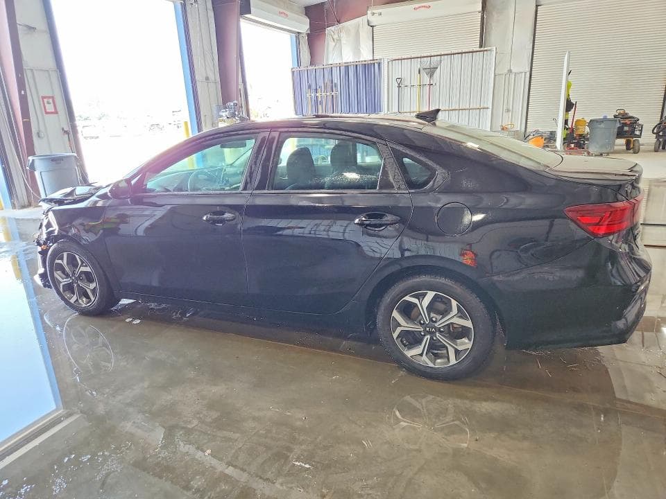 2019 KIA FORTE LXS 2