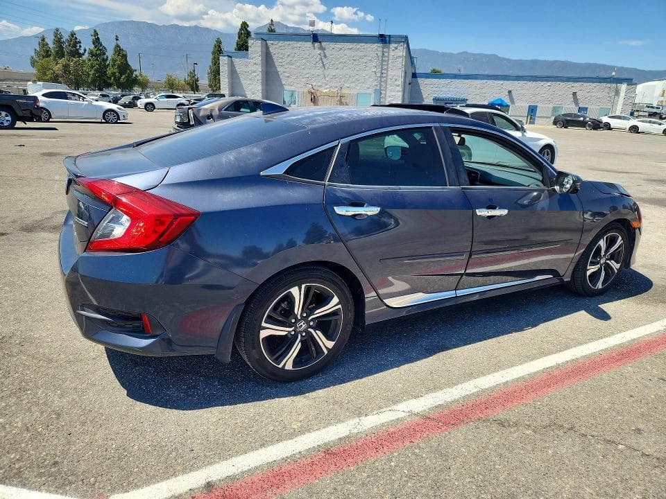 2017 HONDA CIVIC TOURING 3
