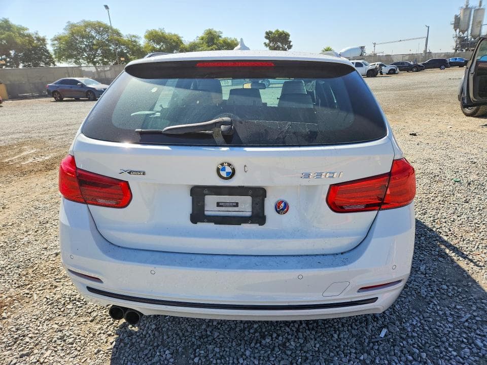 2017 BMW 330 XI 6