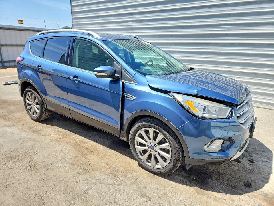 2018 FORD ESCAPE TITANIUM 4
