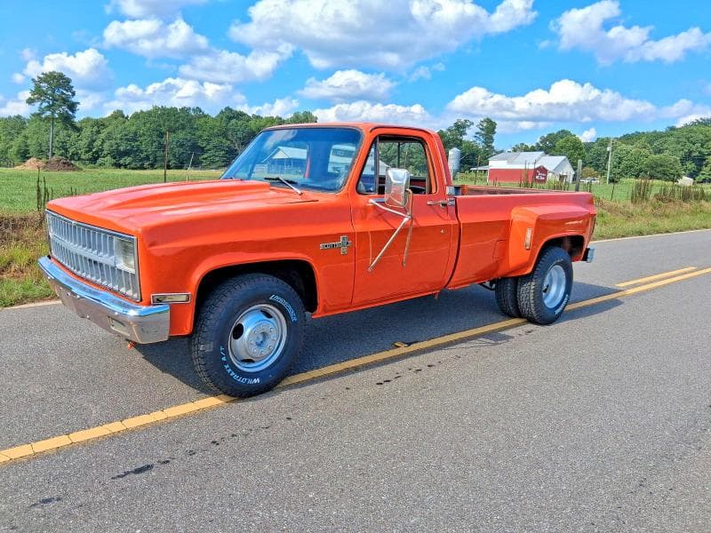 1981 CHEVROLET C30 2
