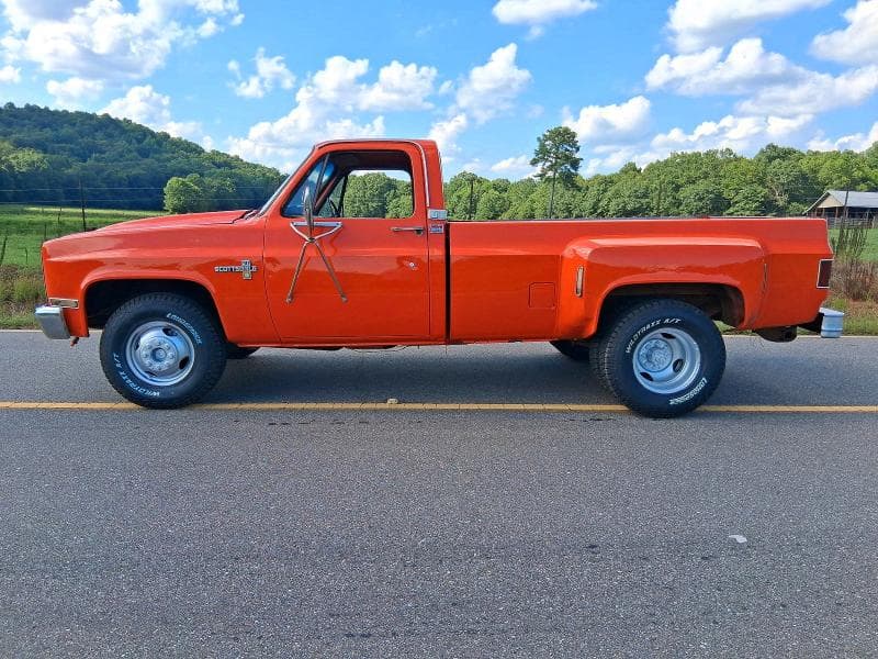 1981 CHEVROLET C30 9