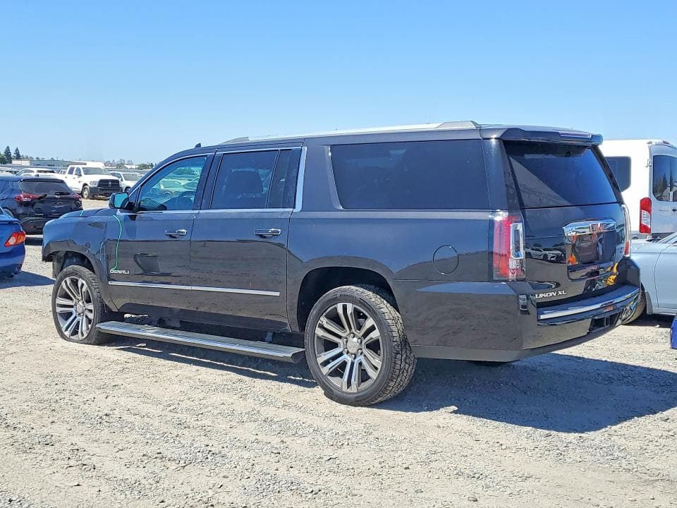 2020 GMC YUKON XL DENALI 2