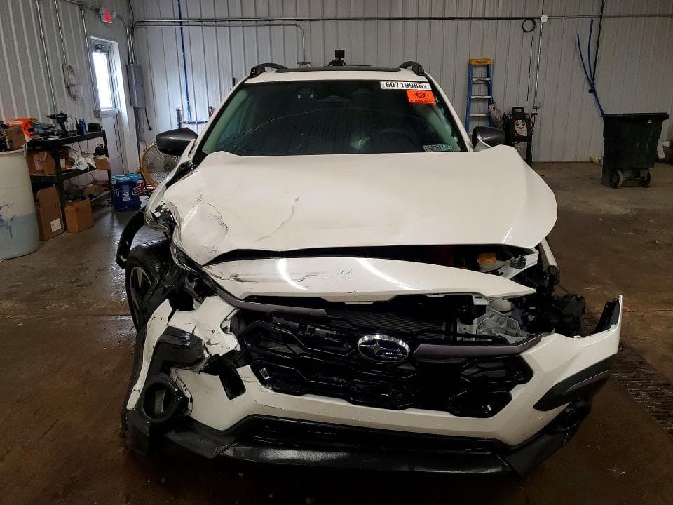 2024 SUBARU CROSSTREK LIMITED 5
