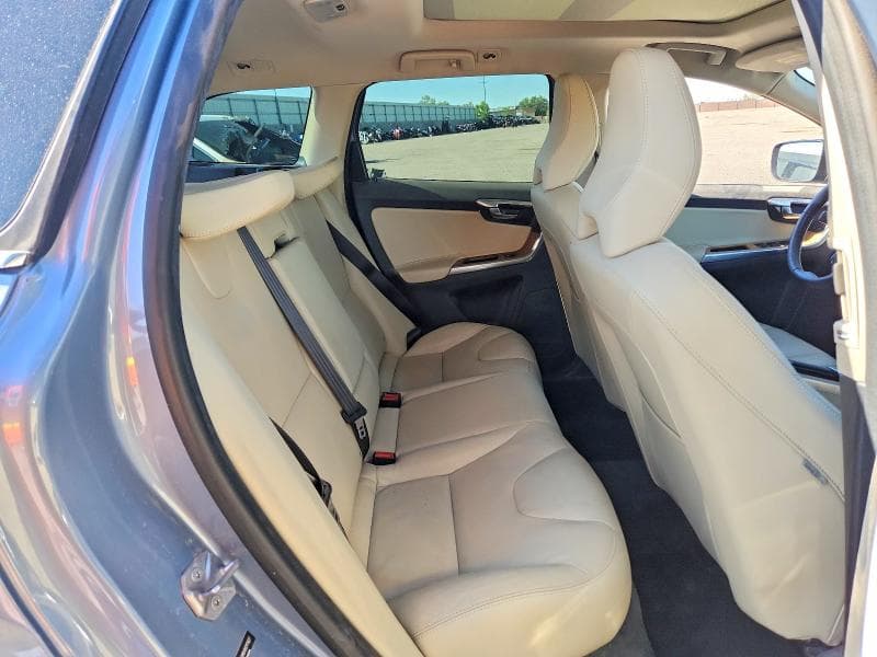 2017 VOLVO XC60 T5 INSCRIPTION T5 INSCRIPTION 22