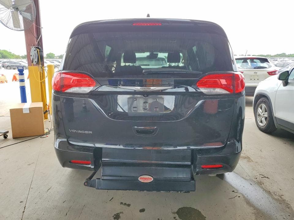 2023 CHRYSLER VOYAGER LX LX 6