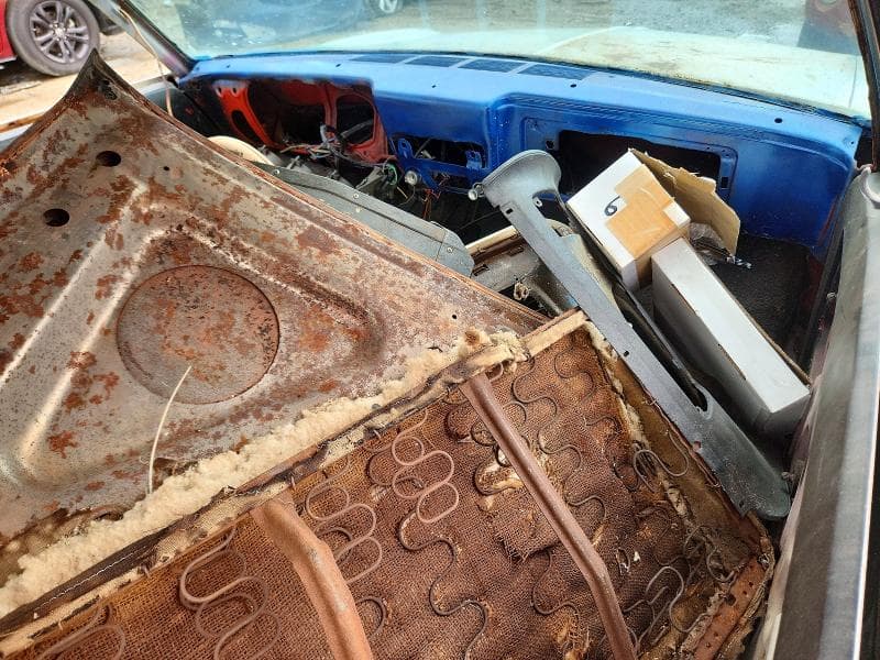 1966 CHEVROLET CLASSIC 8