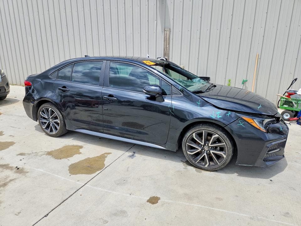 2022 TOYOTA COROLLA SE 4